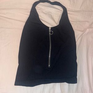 Black zip up backless tank top🖤